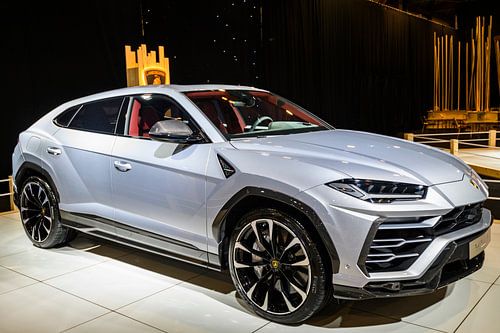 Lamborghini Urus luxe performance SUV