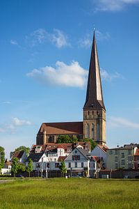 Blick auf die Petrikirche in Rostock
