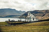 Witte kerk op de Faeröer Eilanden van Expeditie Aardbol thumbnail
