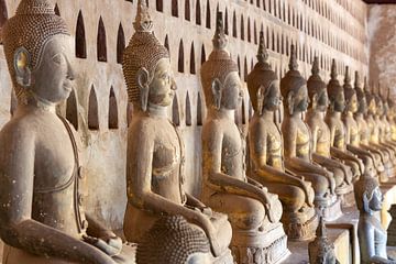 Antike Buddha-Statuen in Laos