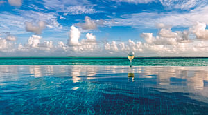 Ein Glas am Horizont