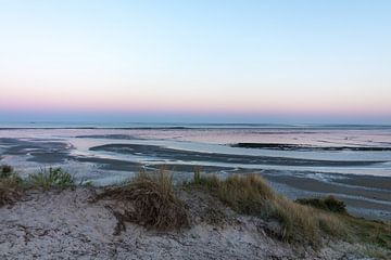 Coucher de soleil | Terschelling | la mer des Wadden sur Marianne Twijnstra