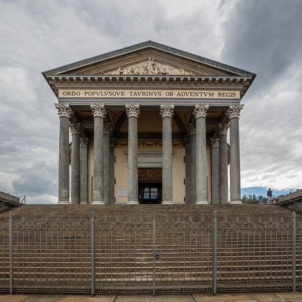 Église Gran Madre di Dio sur le Pô à Turin, Italie par Joost Adriaanse