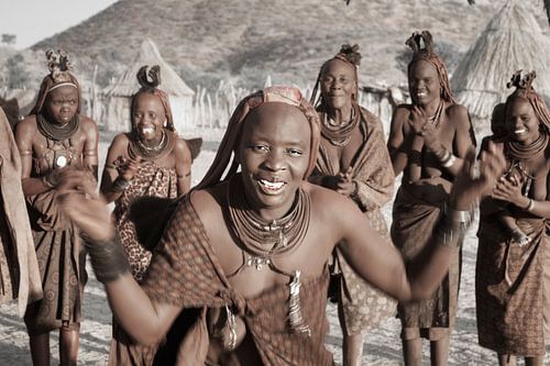 Himba Dancing