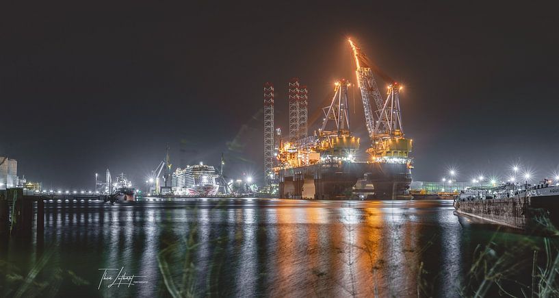 Saipem 7000 by Thea Luthart