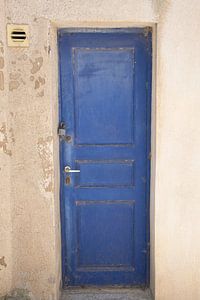 Porte bleu