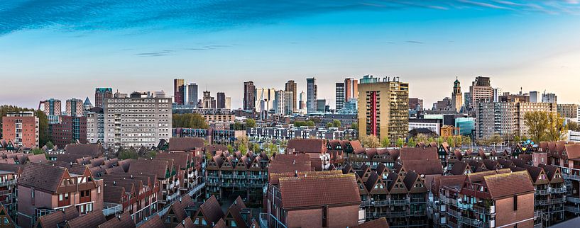 Die Skyline von Rotterdam aus einem 