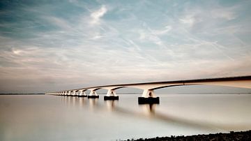 Pont de Zeeland sur Klik! Images