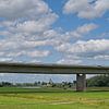 Doorkijkje Cortenoeversebrug op Zutphen van Henk van Blijderveen