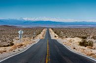 Death Valley - highway CA-190 by Keesnan Dogger Fotografie thumbnail