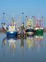 3 fishing vessels in the harbour of Lauwersoog