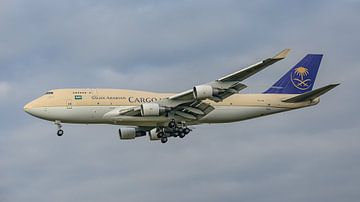 Atterrissage du Boeing 747-400 de Saudi Arabian Cargo.