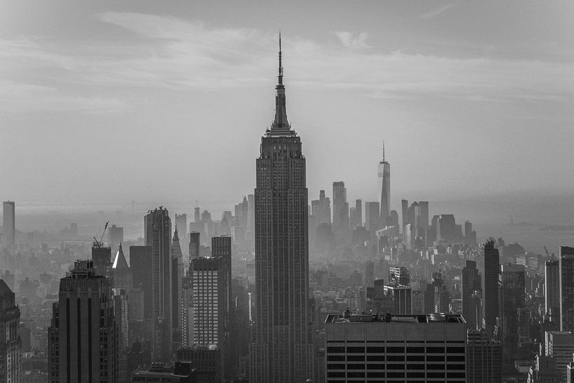 Empire State Building in New York by Kiki Multem