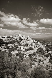 The Stone Crown of Gordes