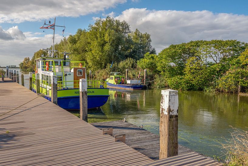 Kleiner Hafen bei Nieuwendijk, Hoeksche Waard von Ruud Morijn