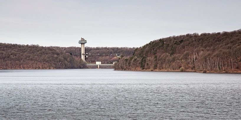 Barrage de la Gileppe reservoir by Rob Boon