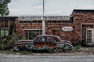 USA, abandoned American car