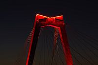 Willemsbrug in de avond