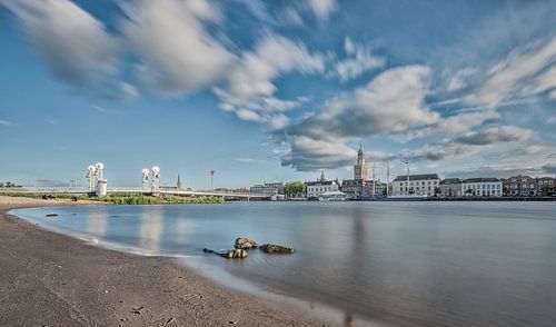 Ligne d'horizon de Kampen sur la rivière IJssel