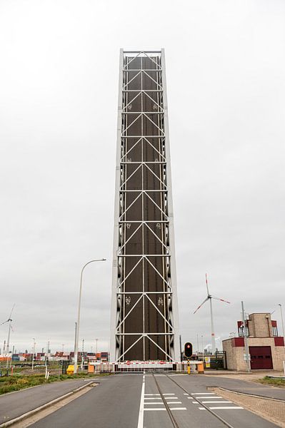 Oudendijk bridge Antwerp by Richard Wareham