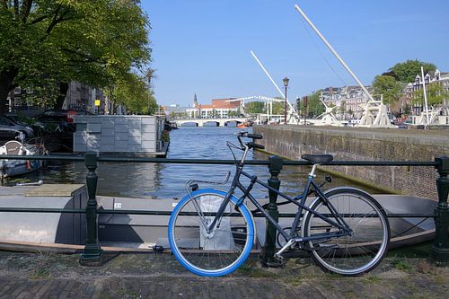 Amstel met sluis en Magere brug