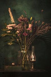 Stilleben mit Blumen von ramona stoker