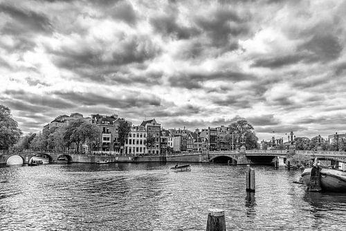 Amstel Ecke Herengracht und Blauwbrug in Amsterdam