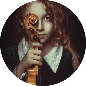 The Girl and her Violin van Marja van den Hurk
