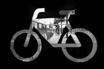 Fahrrad im Fahrrad von PIX STREET PHOTOGRAPHY