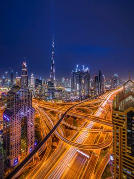 Futuristic Dubai van Ellen van den Doel