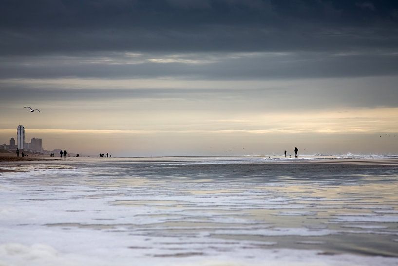 Strand bij Zandvoort aan Zee van Miranda Bruinsma