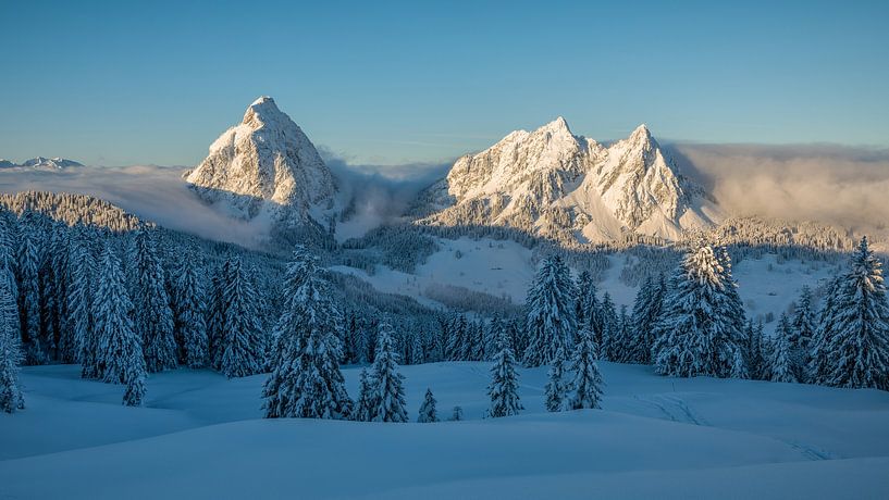 Winterochtend in Mythen van Pascal Sigrist - Landscape Photography