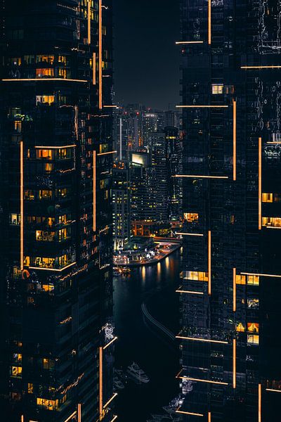 Dubai by Hello Pompoyo