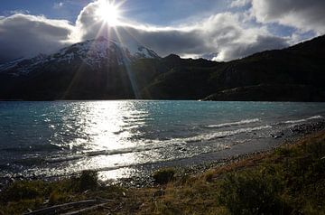 Avondlijke sfeer in Patagonië van Christian Peters