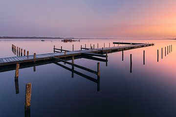 Sonnenaufgang am Leekster See von Henk Meijer Photography