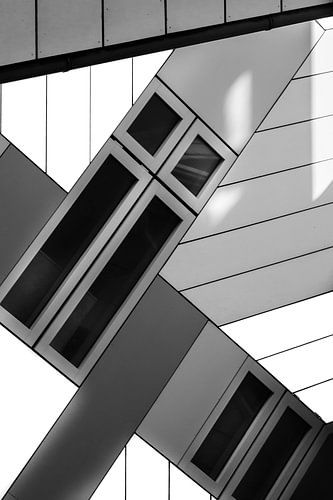 Kubuswoning Rotterdam detail in zwart wit