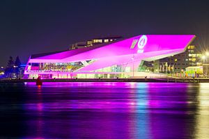 Nacht Foto von Eye Film Institute in Amsterdam