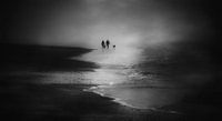 Beyond the fog lies clarity (zwart-wit versie)