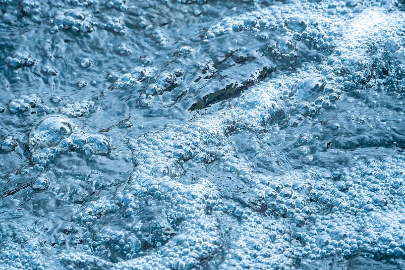 Blauwe Sereniteit Bubbles van Femke Ketelaar