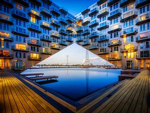 The Sluishuis in Amsterdam during the blue hour in the Netherlands