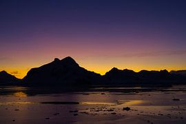 Sunset Antarctica - ll by G. van Dijk