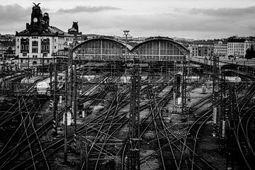 Bahnhof Prag von Julian Buijzen