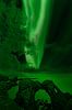 Aurora borealis boven een rotspoort van Ralf Lehmann thumbnail