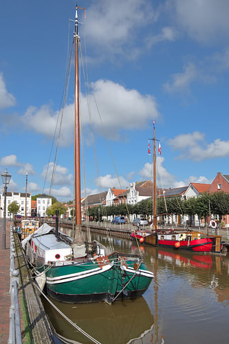 dans le port historique de Weener, dans le Rheiderland, en Frise orientale