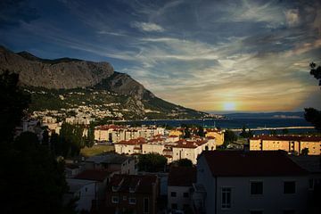 Zonsondergang in Omis van Tuur Wouters