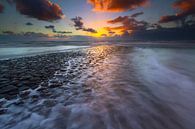 Overspoelde zeewering tijdens zonsondergang par Mark Scheper Aperçu