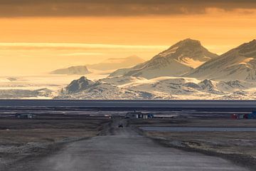 Longyearbyen by Rob Kempers