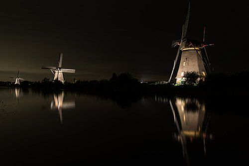 Kinderdijk by Light