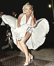 Marilyn Monroe in "Das siebenjährige Jucken" von Colourful History Miniaturansicht