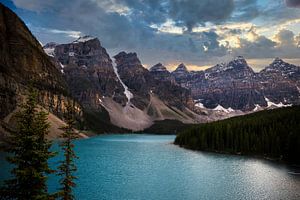 Le paisible lac Moraine sur Steffon Reid